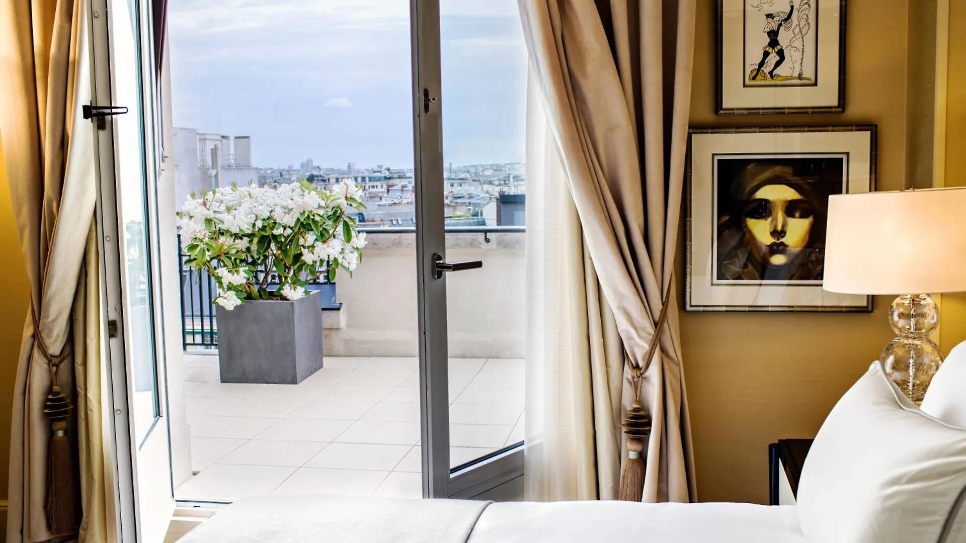 De Galles, A Luxury Collection Hotel, Hotel 5*